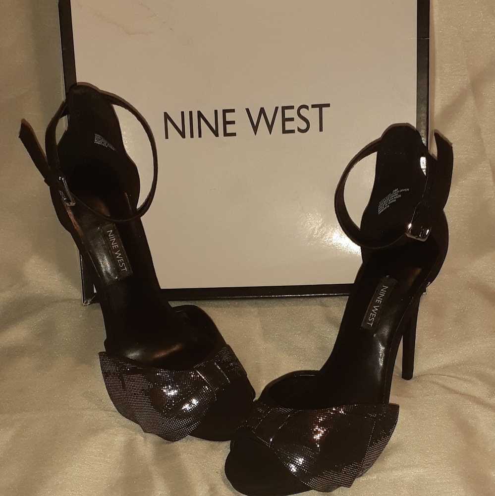 Womens Shoes